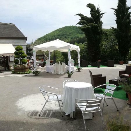 Hotel Il Volturino Calvello Exterior foto